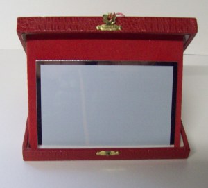 Coffret + plaque