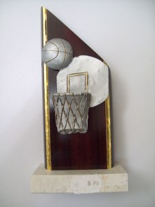 Trophée bois basket